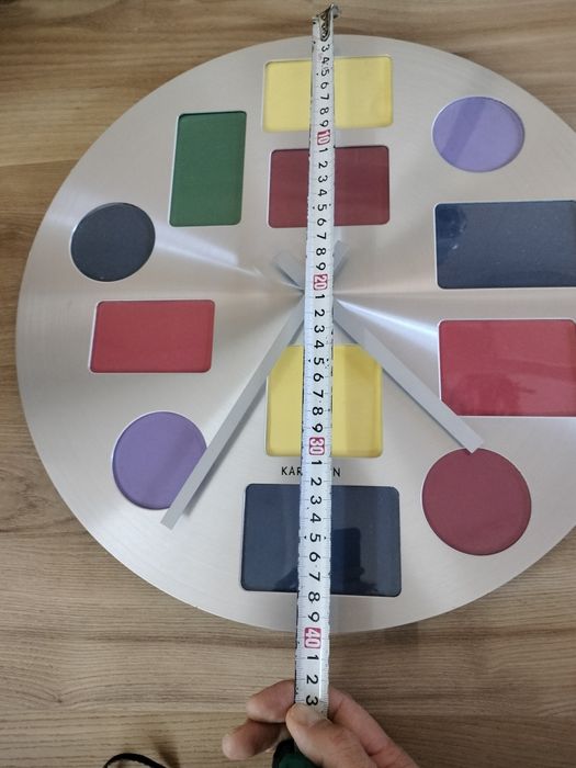 Relógio de parede personalizável