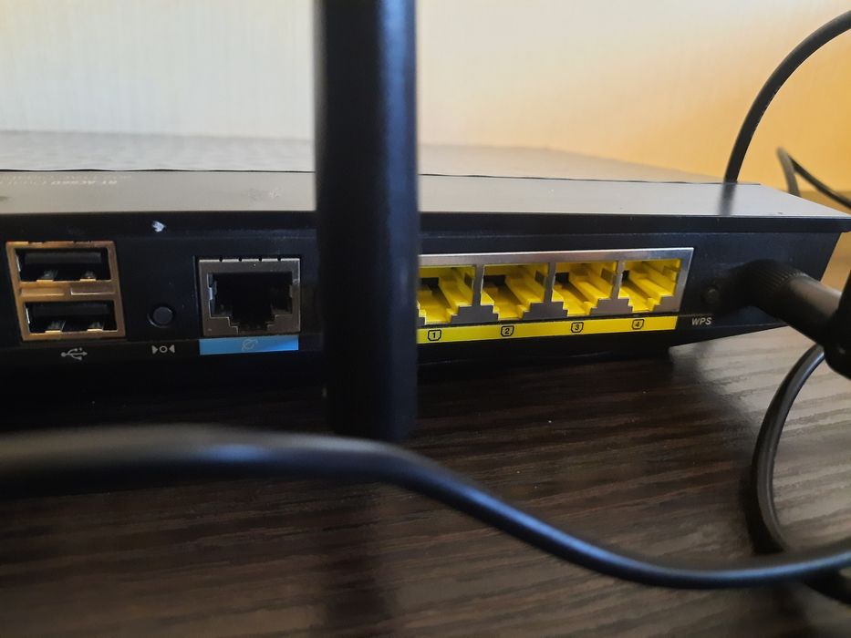 Роутер Asus RT-AC66U, Dual-Band Wi-Fi Gigabit Router асус