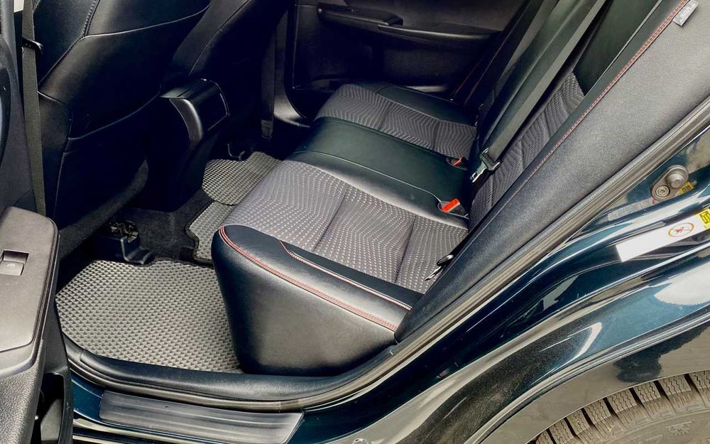 Toyota Camry 2015