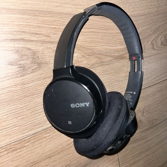 Słuchawki Sony WH- 700 N