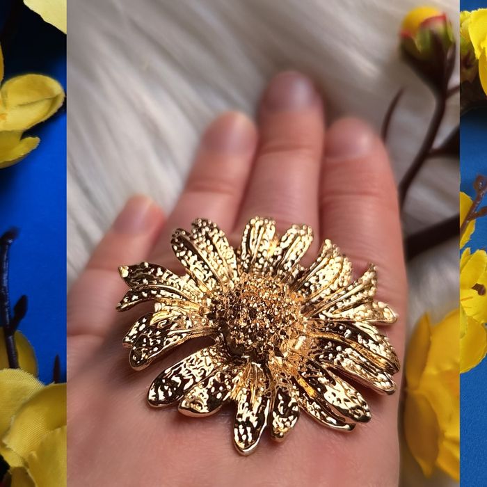 Pierścionek kwiat,  regulowany, nowy