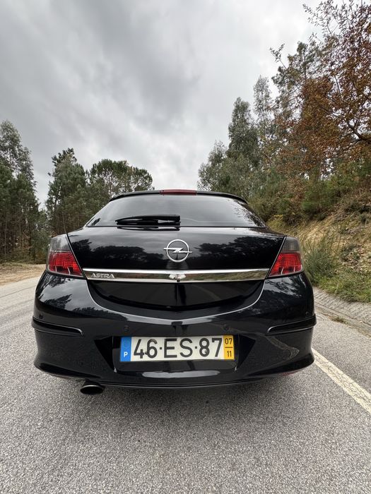 Opel Astra GTC 1.9