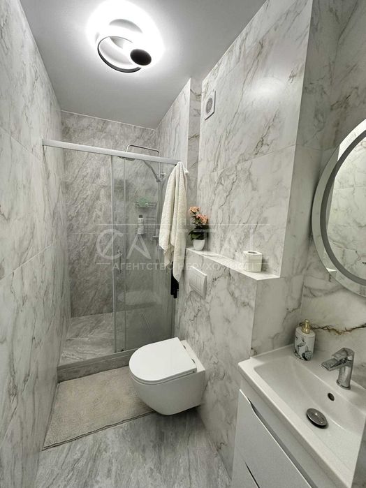 Продаж  ЛИКО ГРАД 3 кімнати  Максимовича Михайла ГЕНЕРАТОР