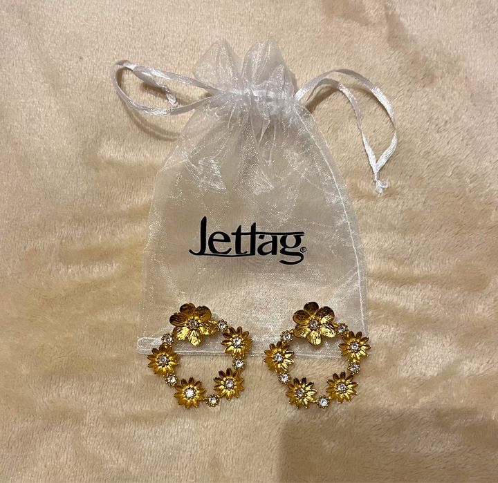 Brincos Jettag - golden