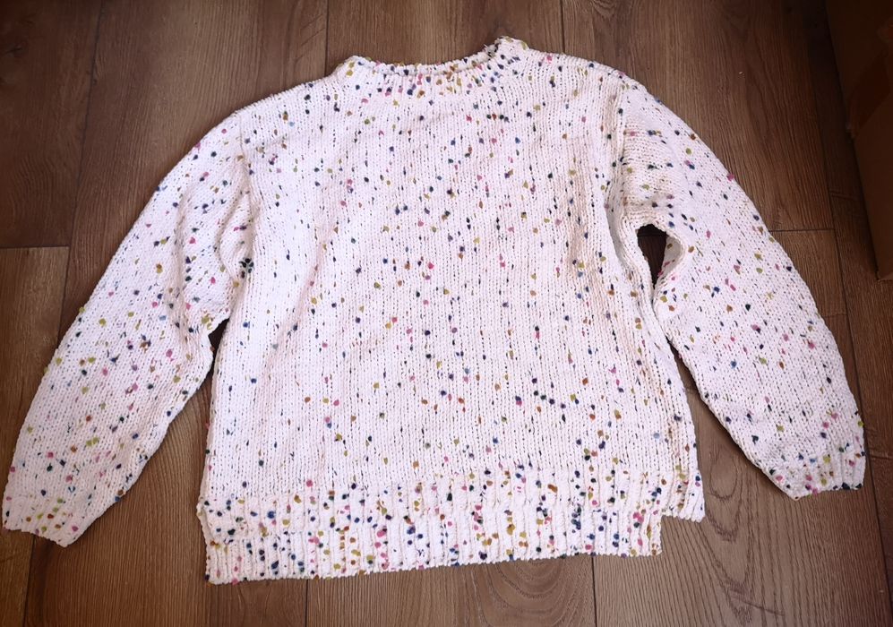 Sweter, rozmiar 146