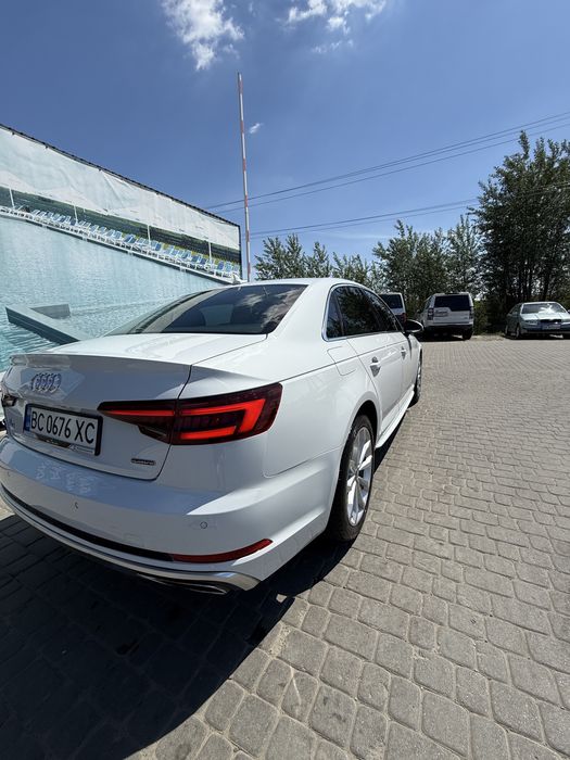 Audi A4 s-line (b9)