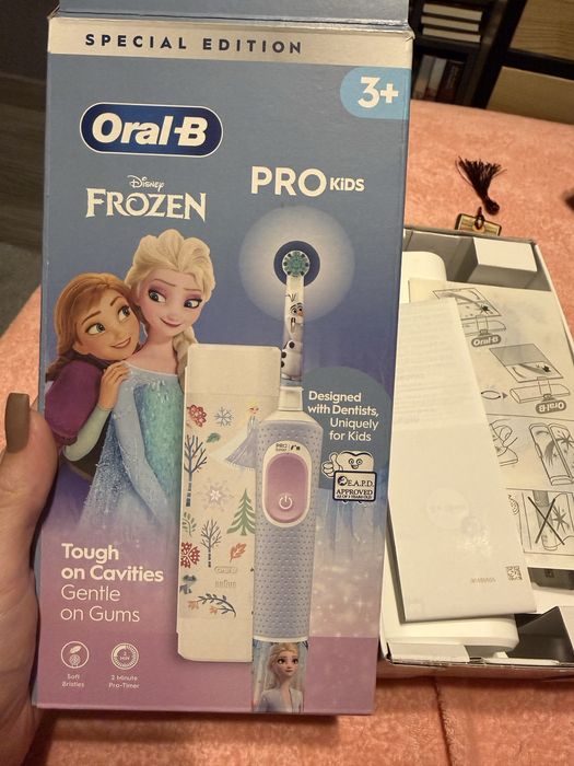 Зубна щітка oral b pro kids