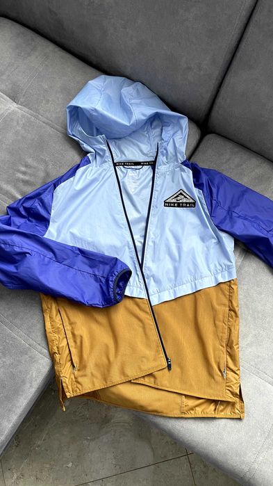 Вітровка жіноча Nike оригінал