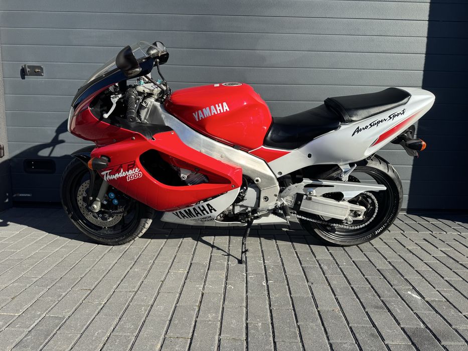 Yamaha yzf1000 Thunderace