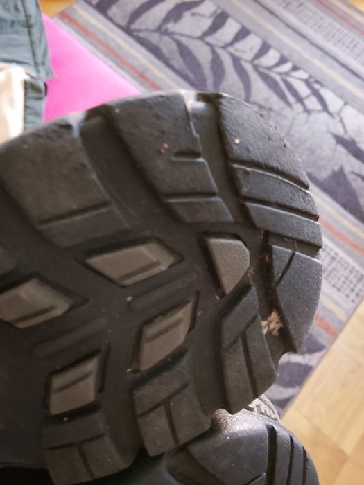 Sprzedam buty Hi-Tec skórzane