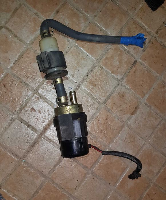 Kawasaki zx9r 1997 ( Peças ) Carburador/ Bomba de gasolina