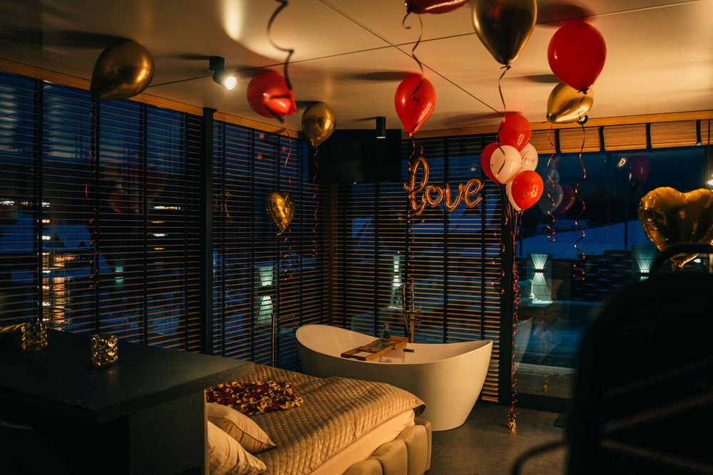 VIP GLASS - prywatne jacuzzi i balia, dostępne od zaraz