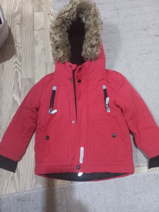 курточка зимова на 2-4роки