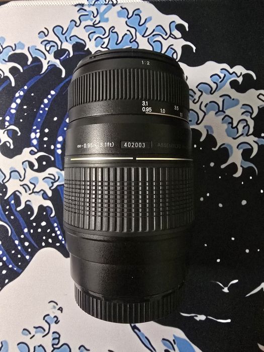 Lente Tamron AF 70–300mm f/4–5.6 Di LD Macro 1:2