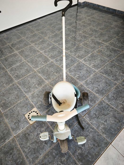 triciclo para bebé
