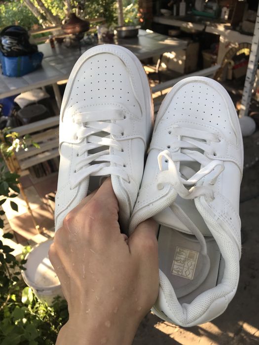 Кросіви білі 37-38 розмір