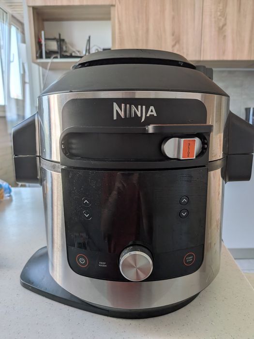 Мультиварка Ninja Foodi MAX SmartLid OL650EU 12-в-1, скороварка, аерогриль, пароварка