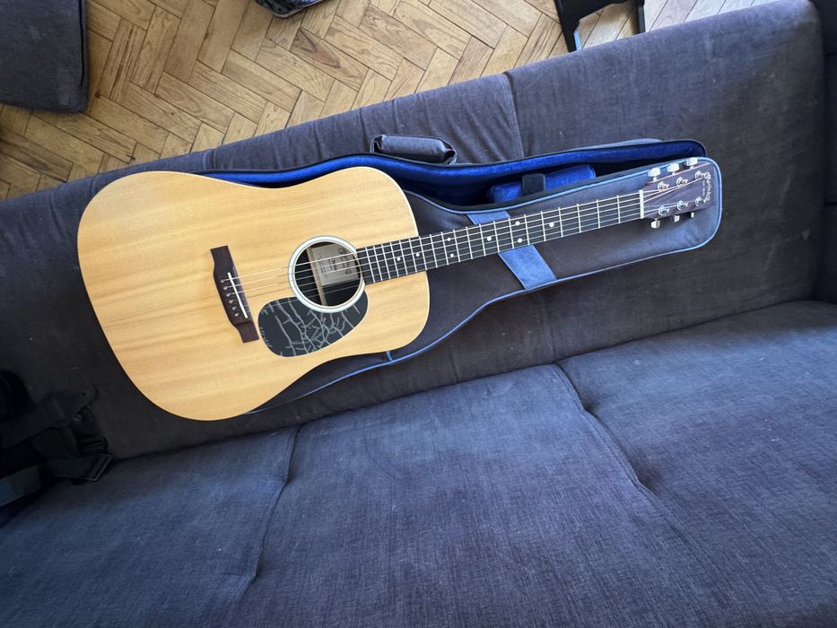 Guitarra martin D-X2E