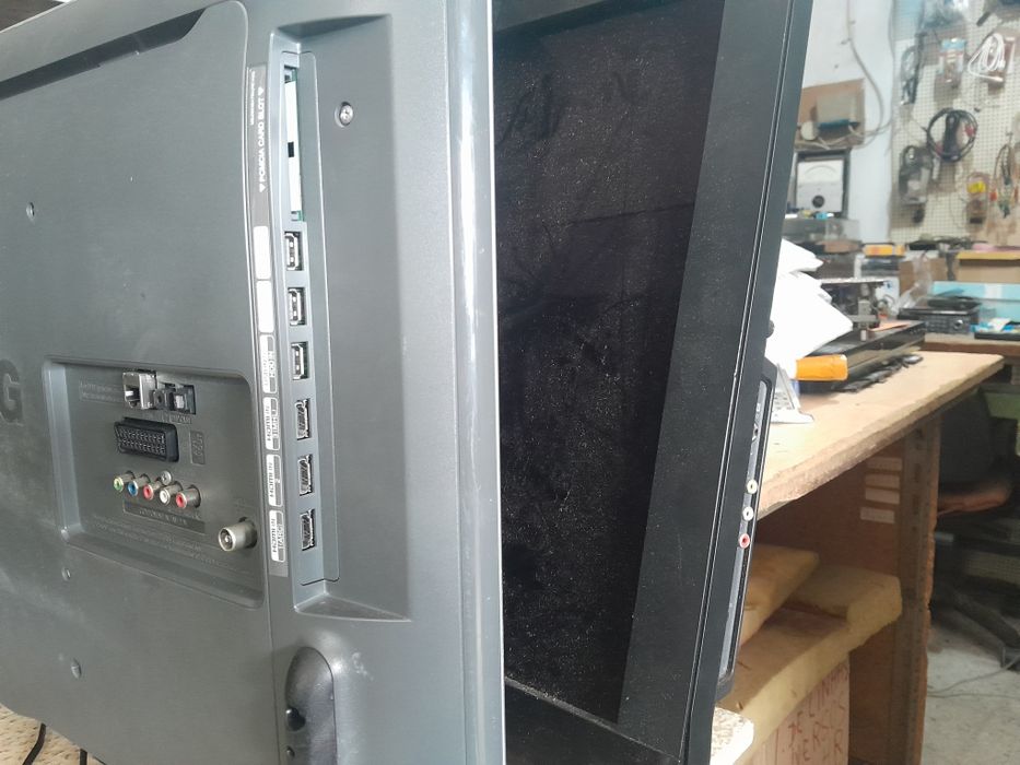 TV LG smart 32LB5700 écran 81cm