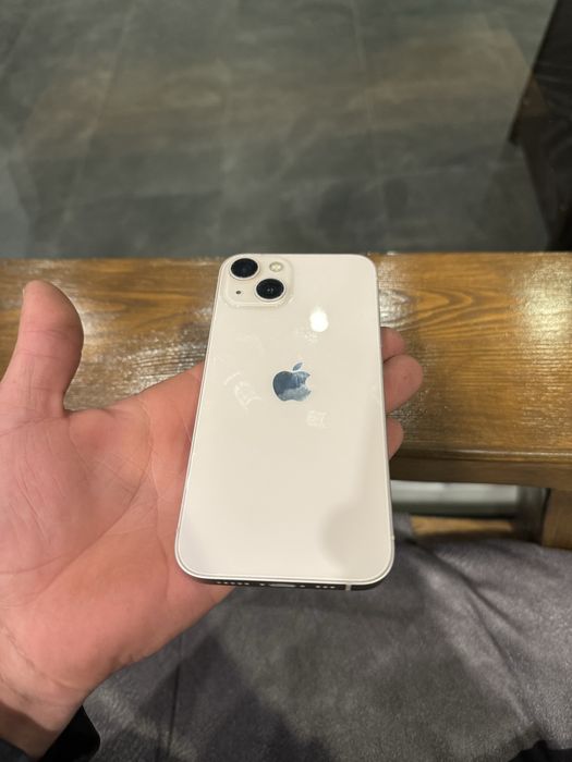 Продам айфон 13 128гб