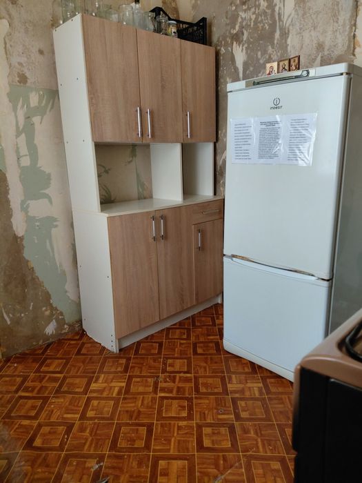 Терміново! 8000! Центральна площа!  Продам 1-кімнатну квартиру в самому центрі