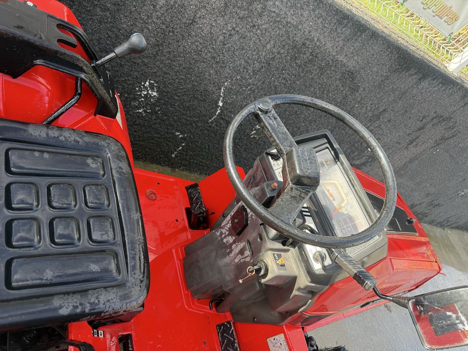 Trator MITSUBISHI Mt16  com tracão