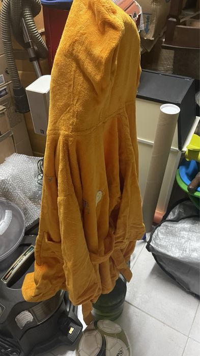 Roupao de crianca Benetton 6/7 anos