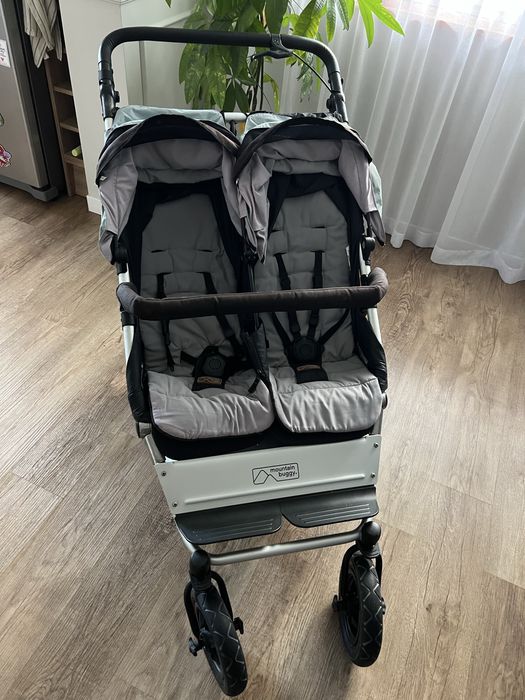 Mountain buggy Duet 3