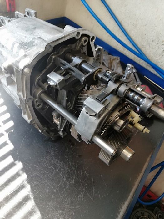 Naprawa regeneracja sprzedaż skrzyń biegów manualnych