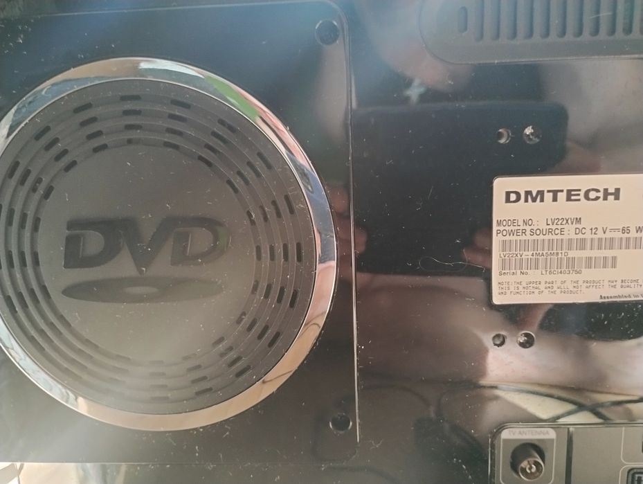 Tv lcd 22 cale stan bdb z dvd