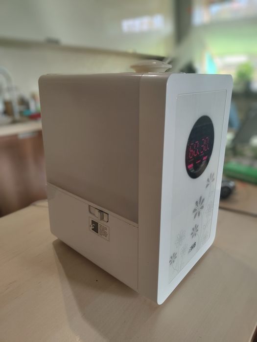 Nawilżacz HB UH1100W