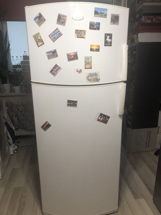 Продам холодильник Whirlpool