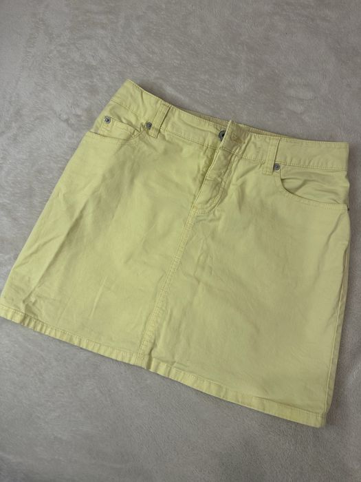 Жовта спідничка під джинс