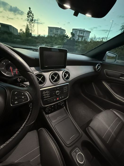 Mercedes CLA180D
