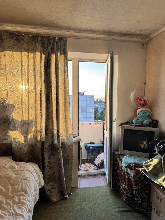 Продаж 1-кімнатної квартири в районі 700-річчя (Сєдова)