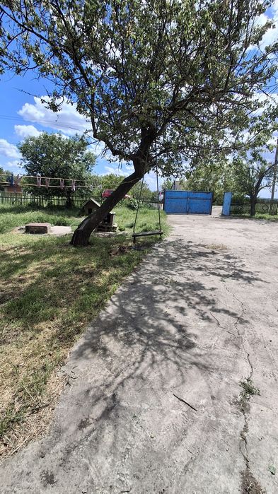 Продам будинок в селі Рогівське.
