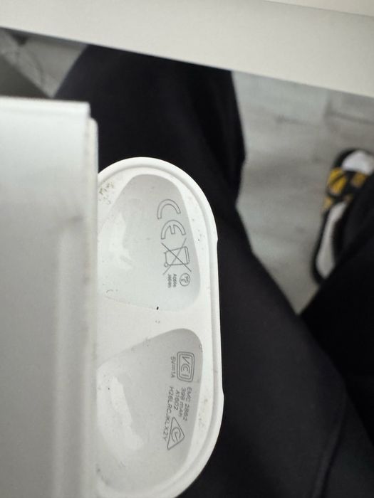 Etui ładujące Apple AirPods 1/2 А1602