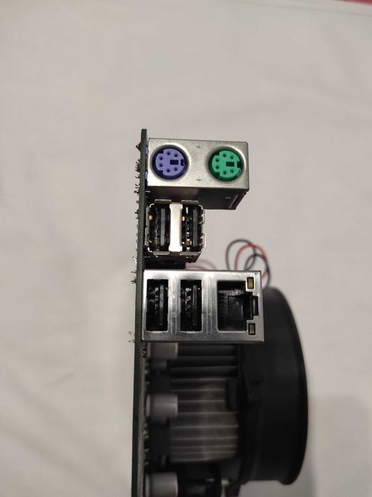 Комплект материнская плата, проц, оперативка.