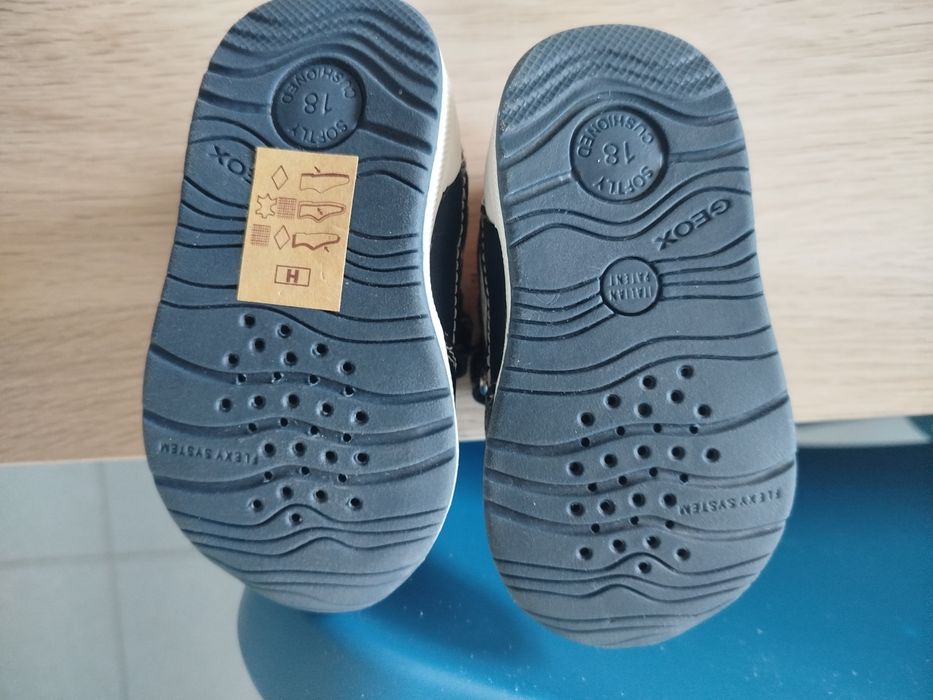 Novas Sapatilhas Geox bebé