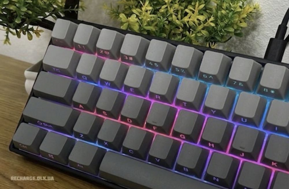 HOBА Ajazz AK680 Brown Switch | Механічна клавіатура формату 65%