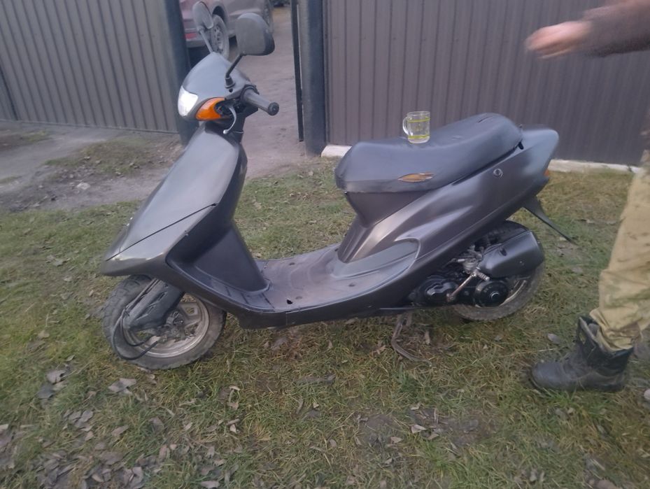 Honda  Tact  30.