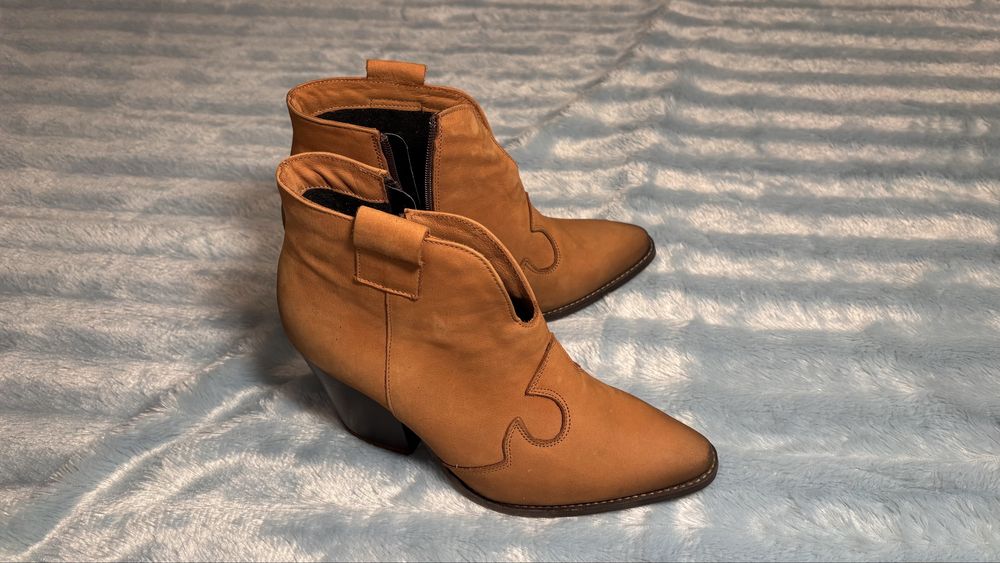 Botki, kowbojki rozm. 40