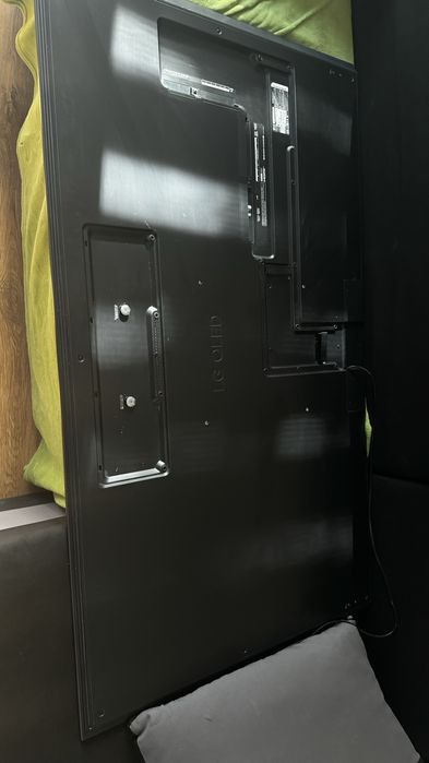 Telewizor oled lg g13 65 cali stan b.dobry