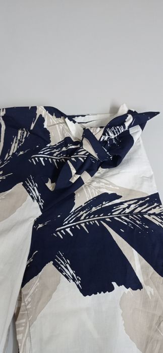 Calças Zara xs com laço