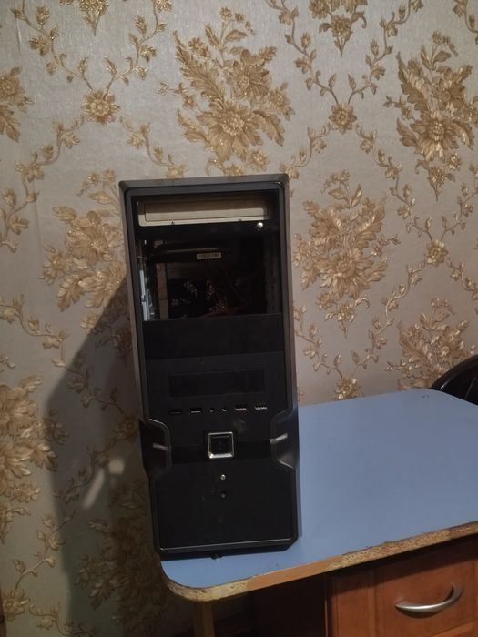 Настільний комп'ютер