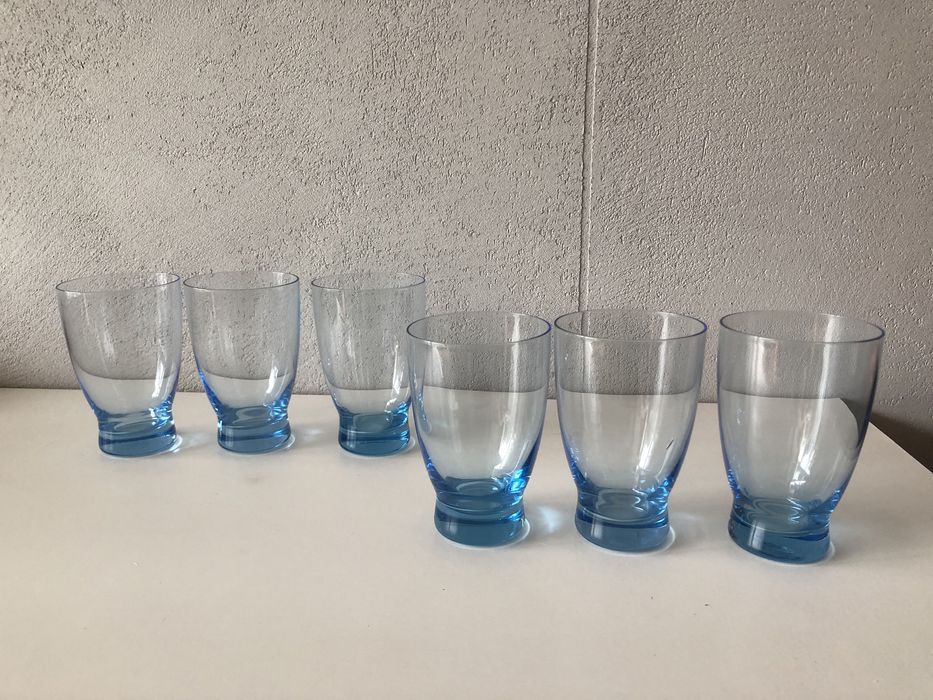 Szklanki niebieskie z PRL