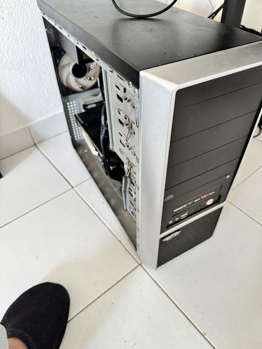 Pc gaming torre R5 16Ram RTX 2070
