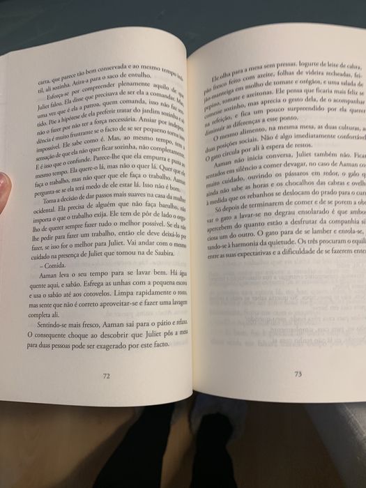 Pack 2 Livros 1-“Um Estranho no meu Jardim “2-O Codigo da Vinci Descod