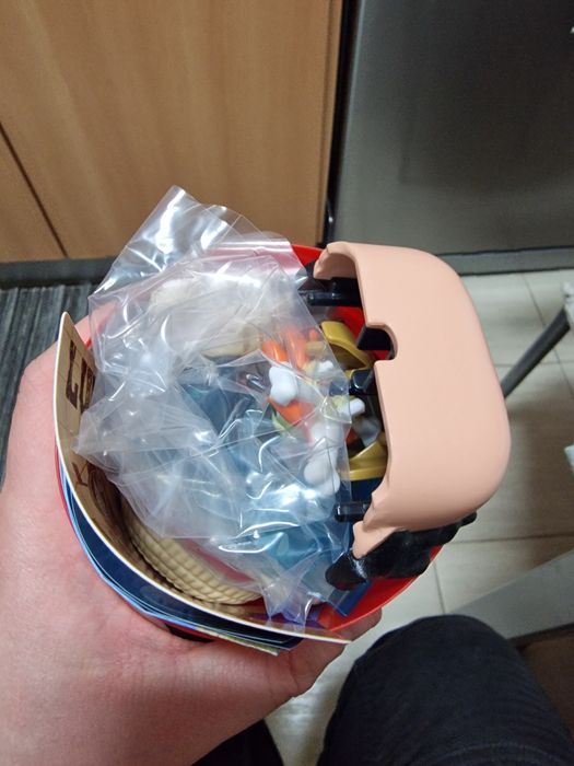 Funko pop one piece  kinder