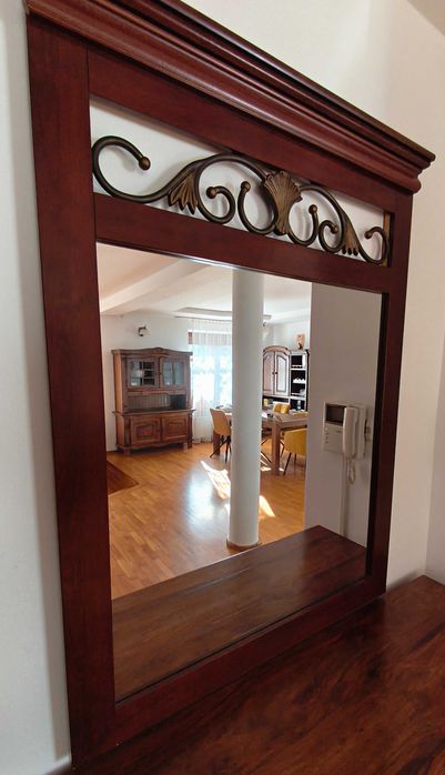 Lustro z drzewna wiśniowego